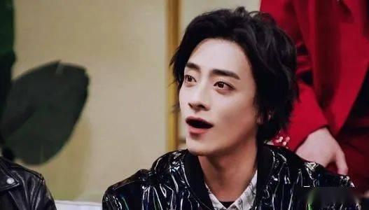 尤文圈内爆料郑云龙视频,尤文圈内独家爆料引热议  第2张